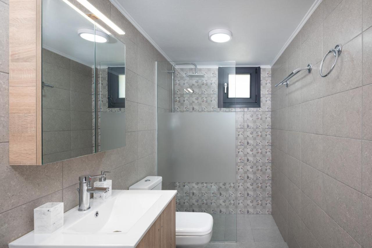 Capostango Apartments - Stunning Views Of Libyan Sea Ano Rodhakinon Exterior photo