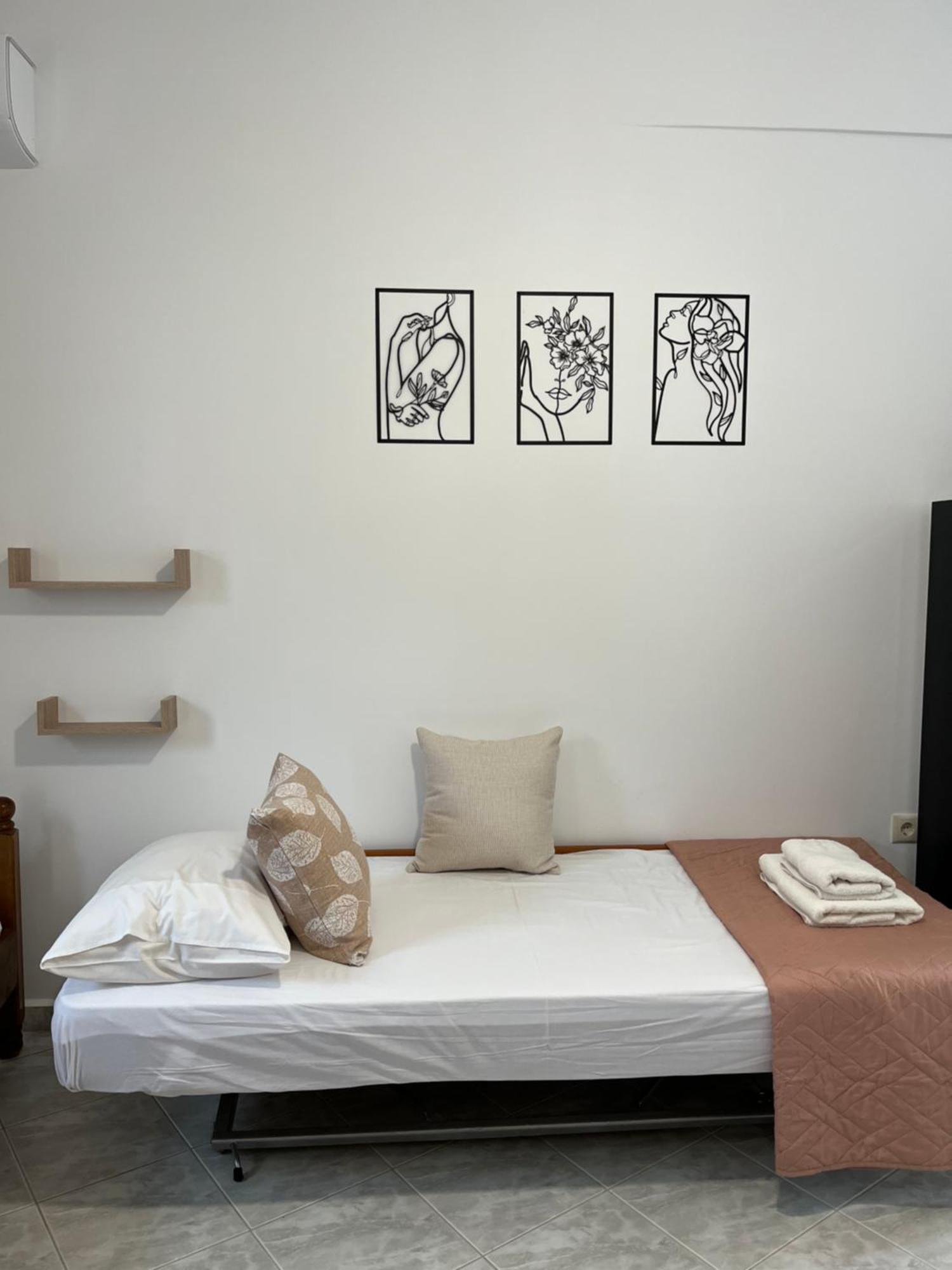 Capostango Apartments - Stunning Views Of Libyan Sea Ano Rodhakinon Exterior photo